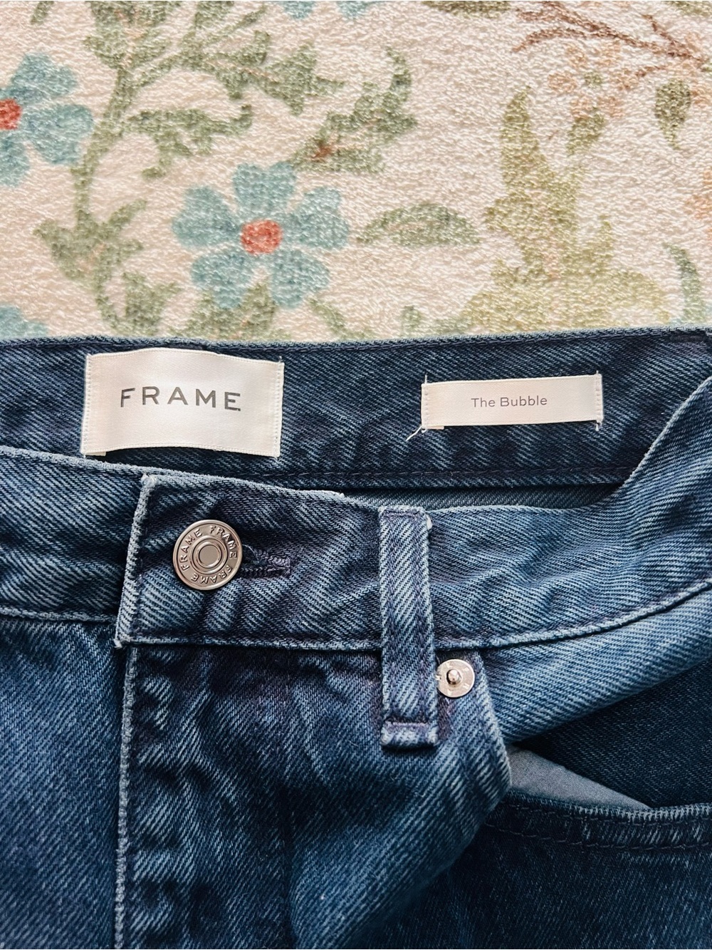 FRAME The Bubble high-rise barrel-leg jeans Dark Wash Size 23 - Picture 4 of 6